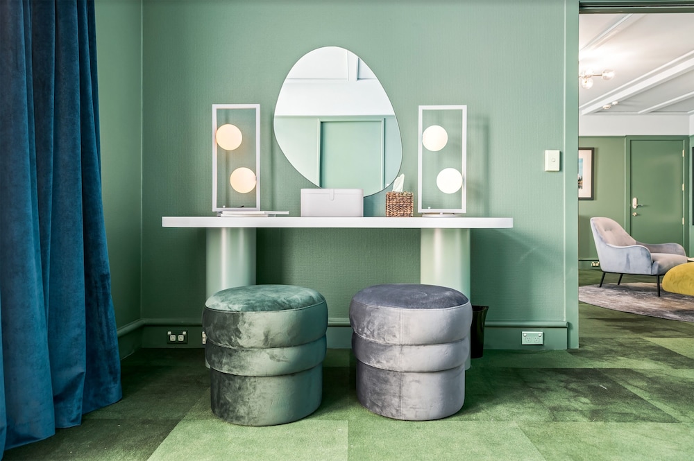 The Central Private Hotel By Naumi Hotels 6/53