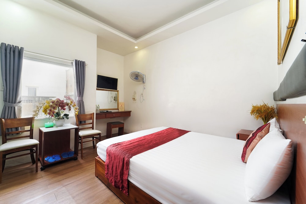 Collection O Eva Hotel District 8 Near Ben Thanh Market 14/39