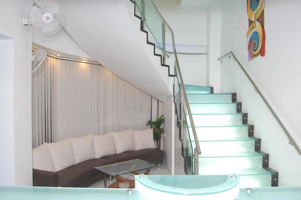 Hotel Apex 40/49