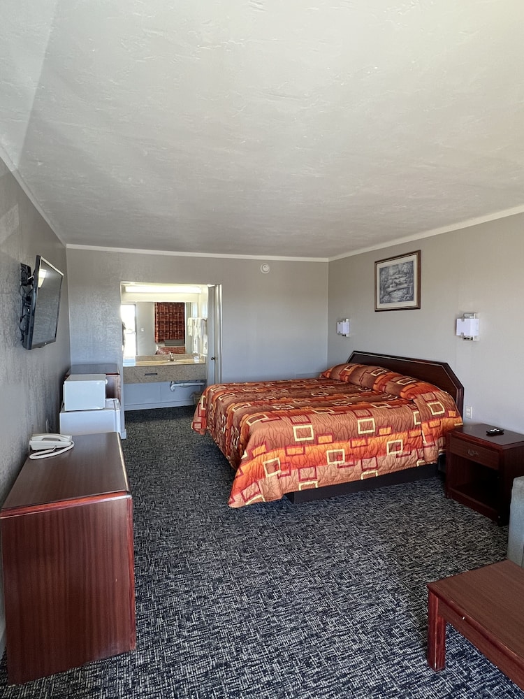 Hotel 81 El Reno 8/19