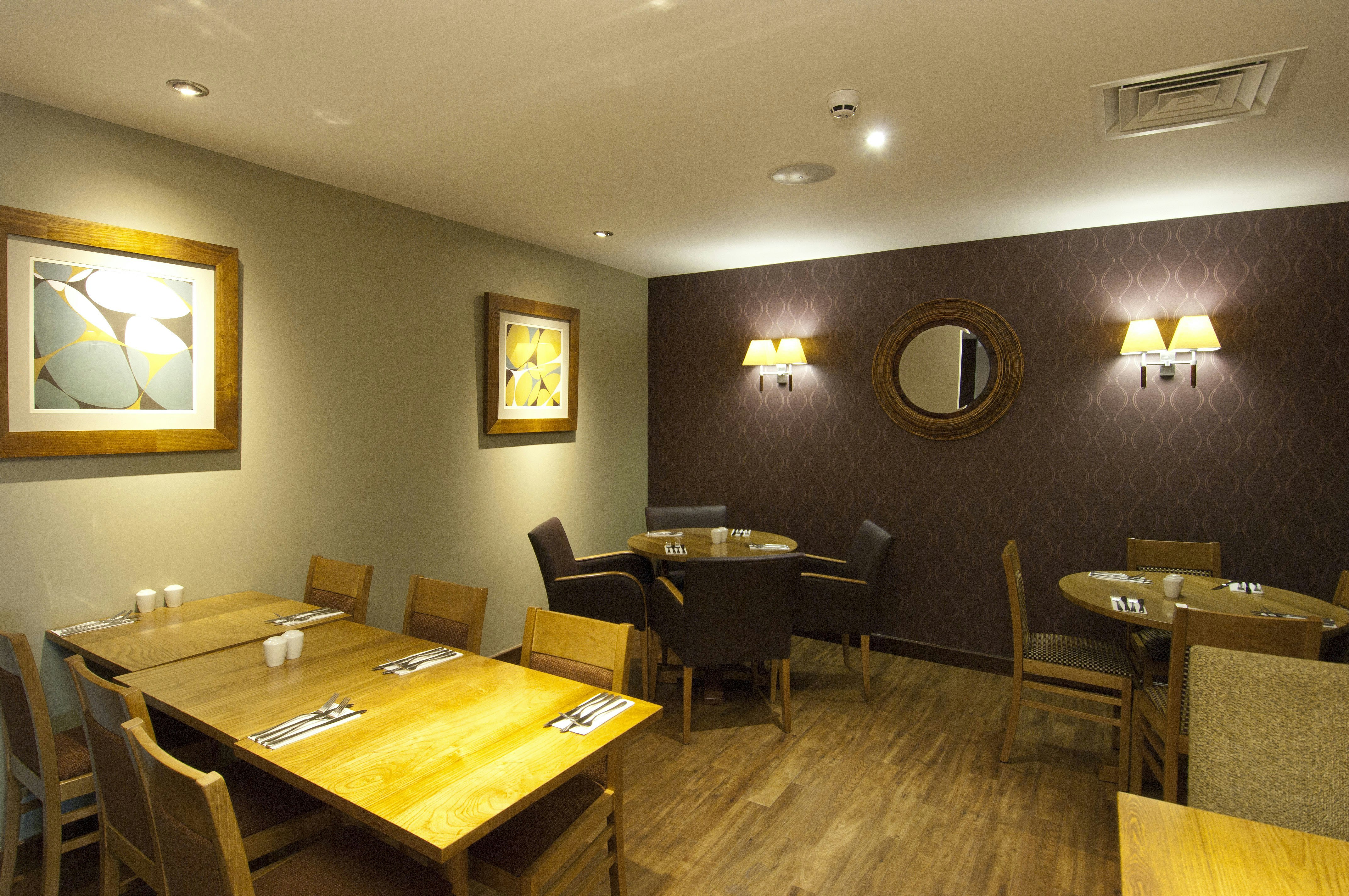Premier Inn London Hanger Lane 27/34