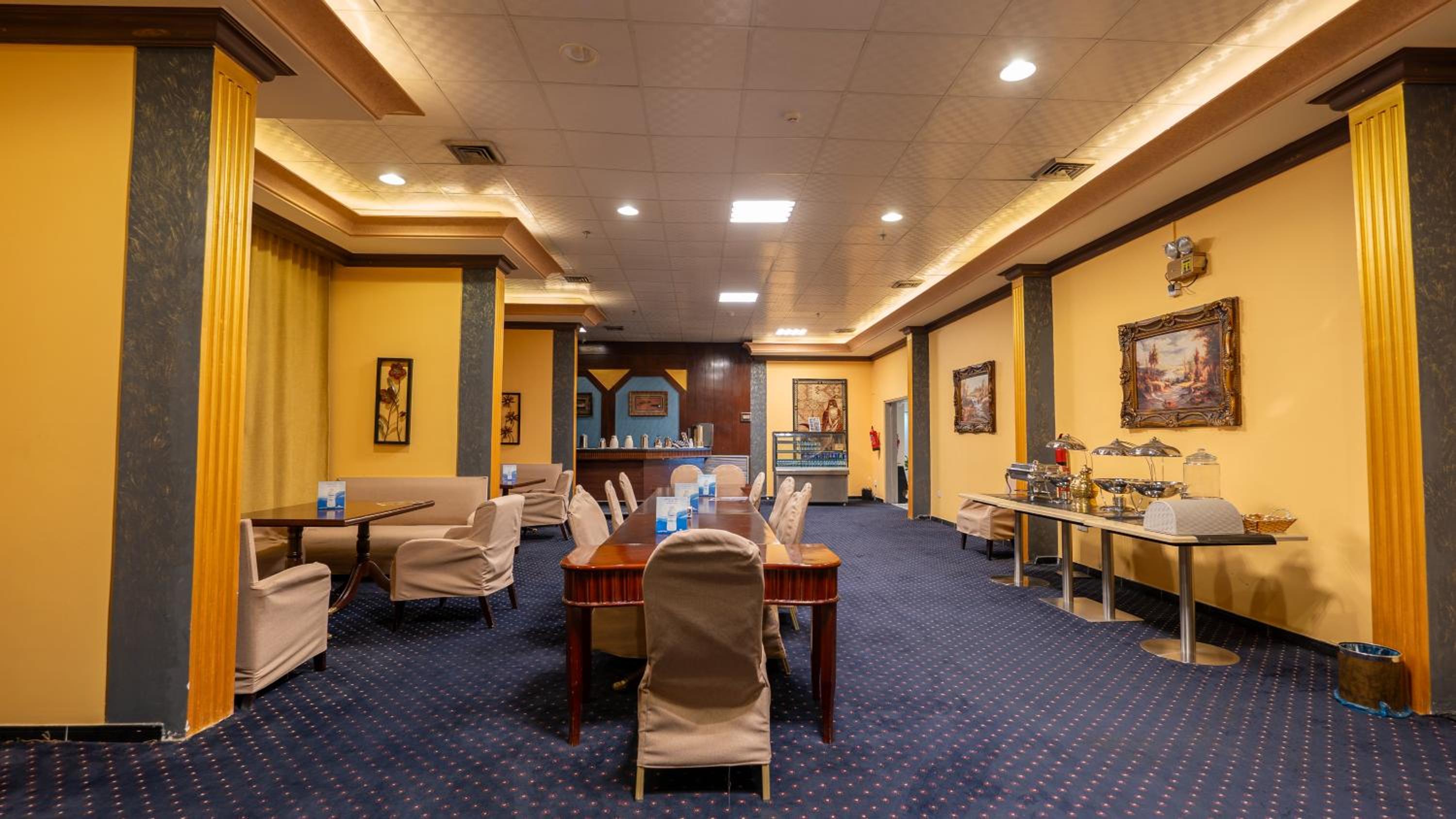 Aliqbal Hotel 24/29