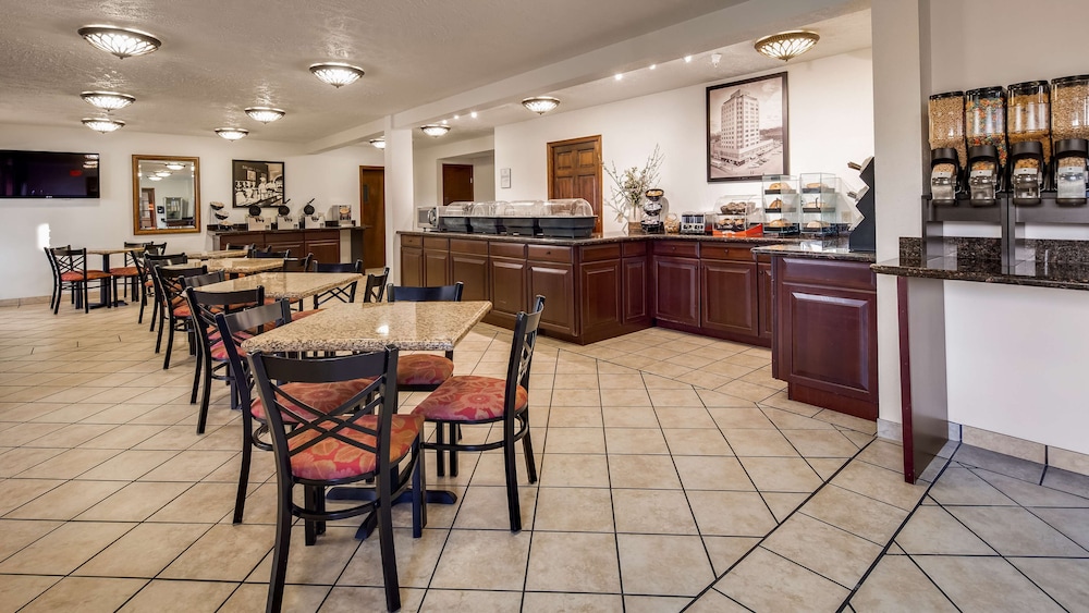 Best Western Plus Ahtanum Inn 37/49