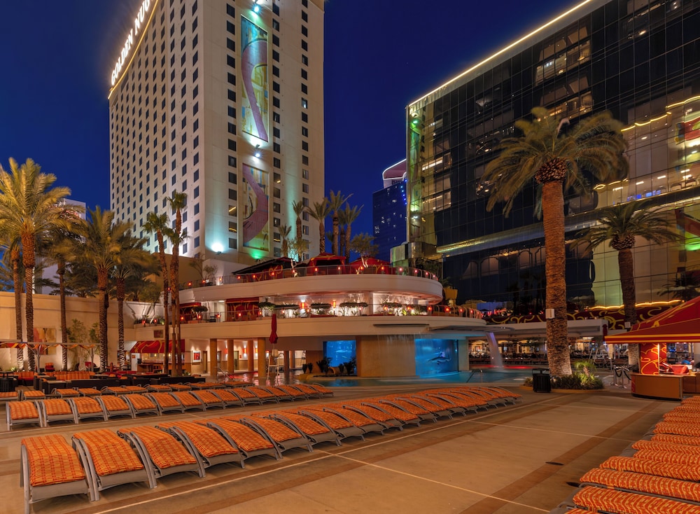 Golden Nugget Las Vegas Hotel and Casino 40/50