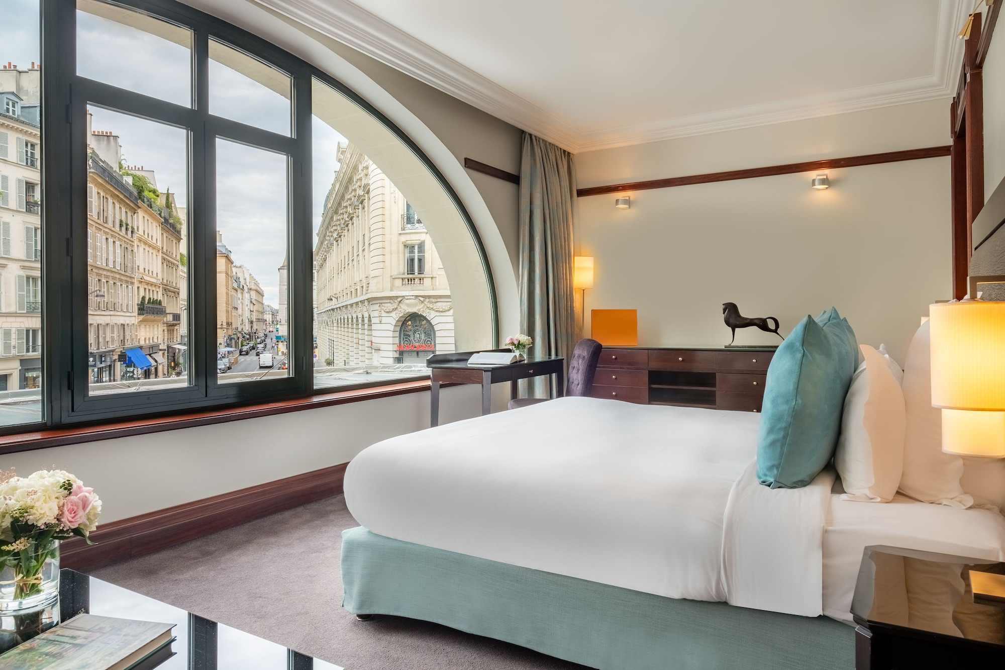 SIGNATURE, JUNIOR SUITE
