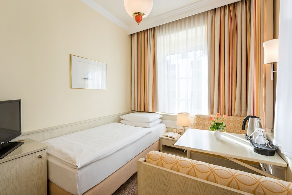 Scherer Hotel 25/52