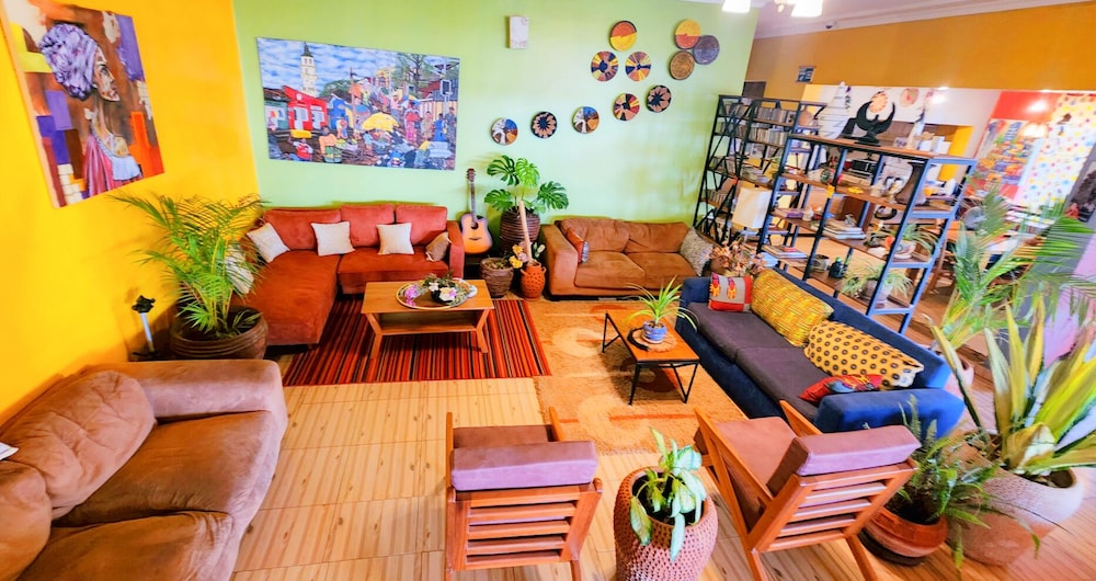 Yambi Guesthouse 28/50