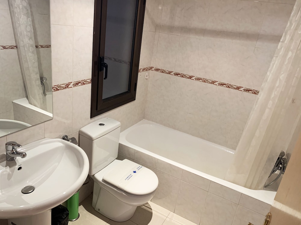 Apartamentos Pantebre 3000 63/64