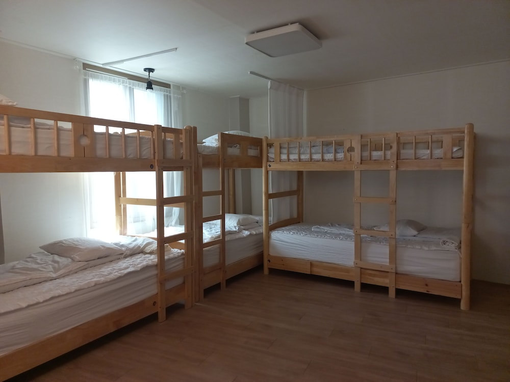 Pohang Youngildae Guesthouse - Hostel 27/50