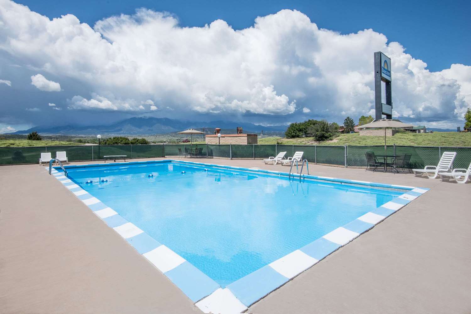 Days Inn by Wyndham Colorado City 29/30