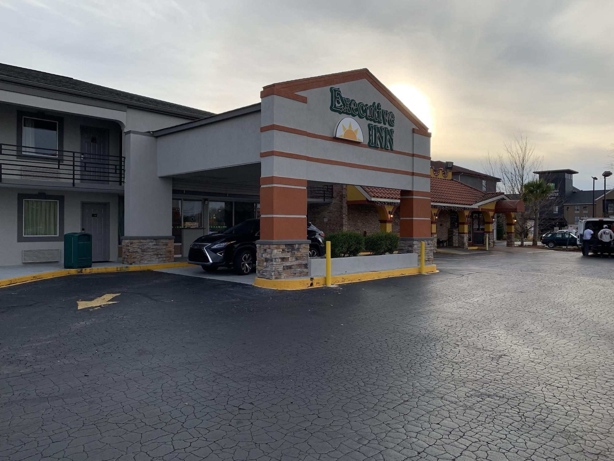 Executive Inn 32/41