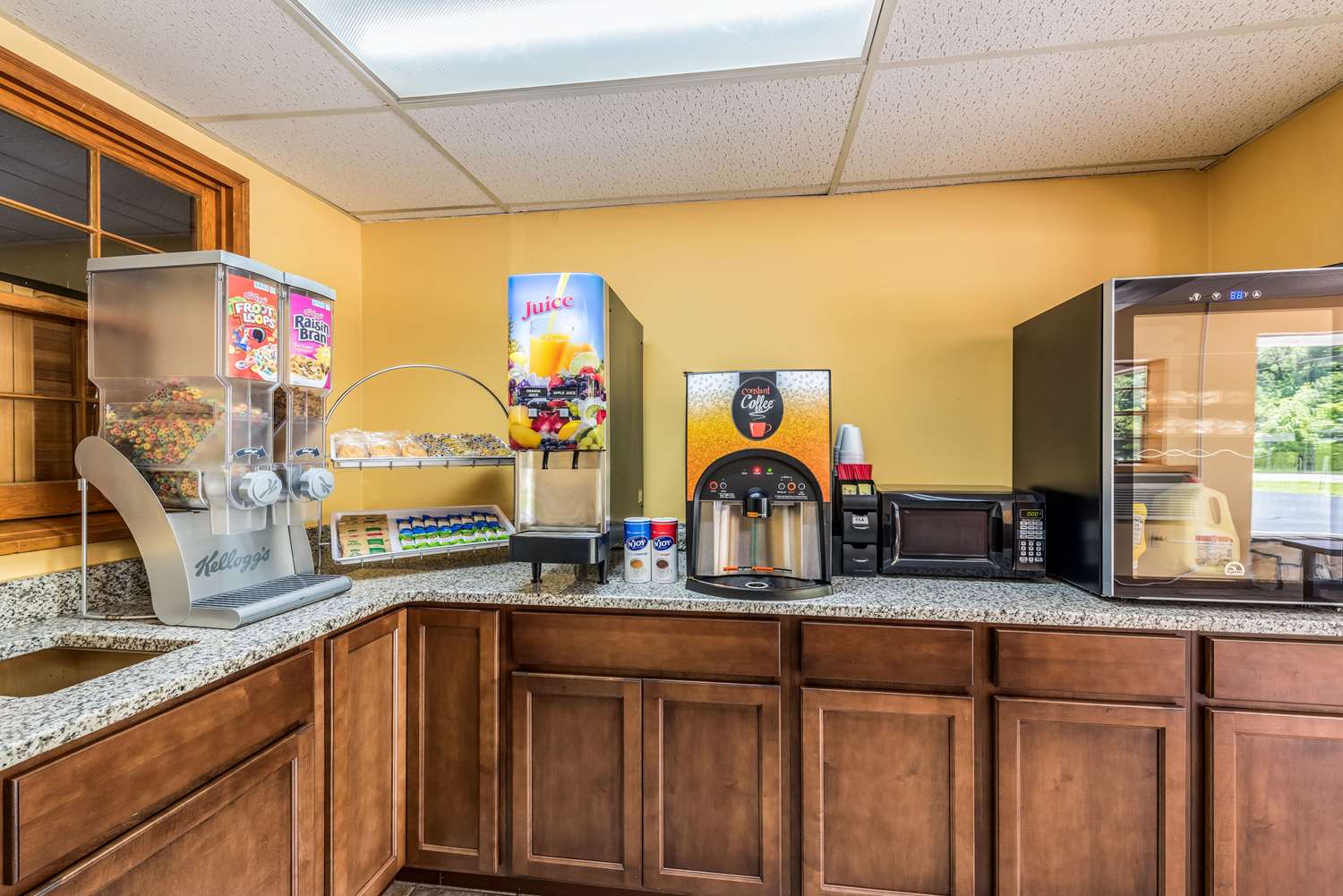 Americas Best Value Inn Franklin 7/24