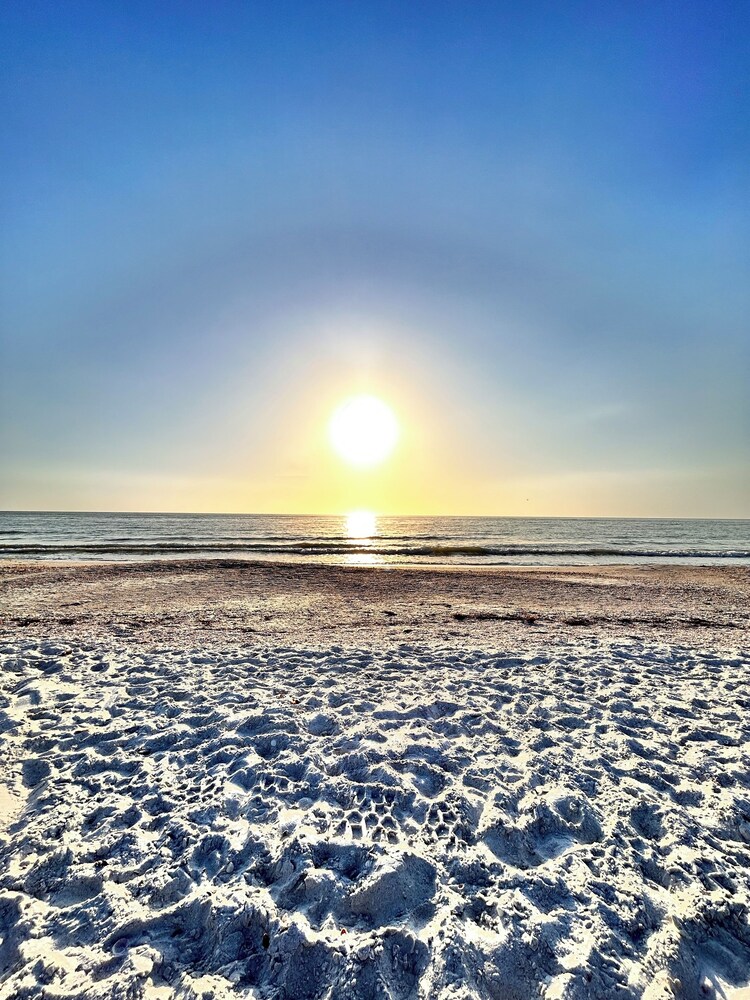 Inn On The Beach 43/50