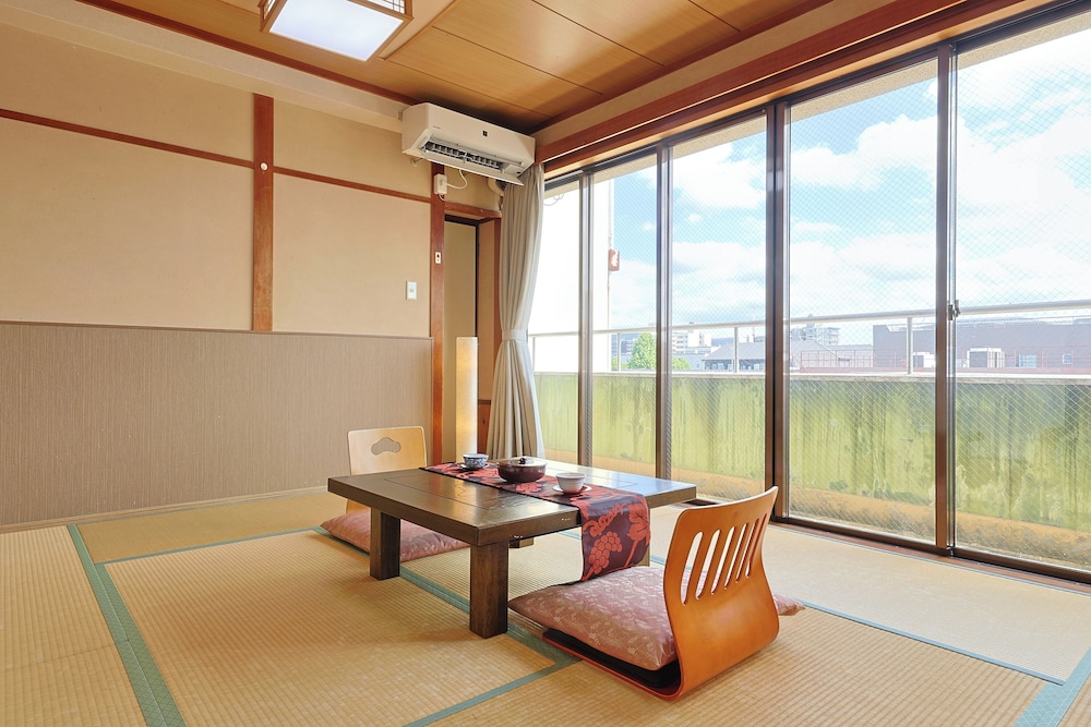 Hotel Oumiya 20/66