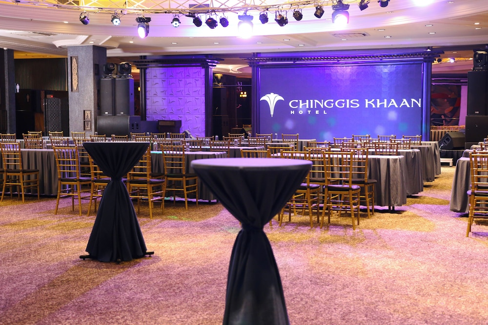 Chinggis Khaan Hotel 59/66