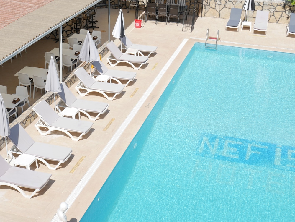 Nefis Hotel 51/60