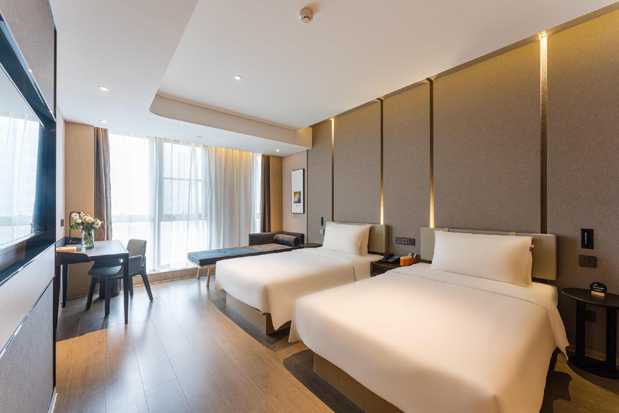 Elegant, Twin Beds