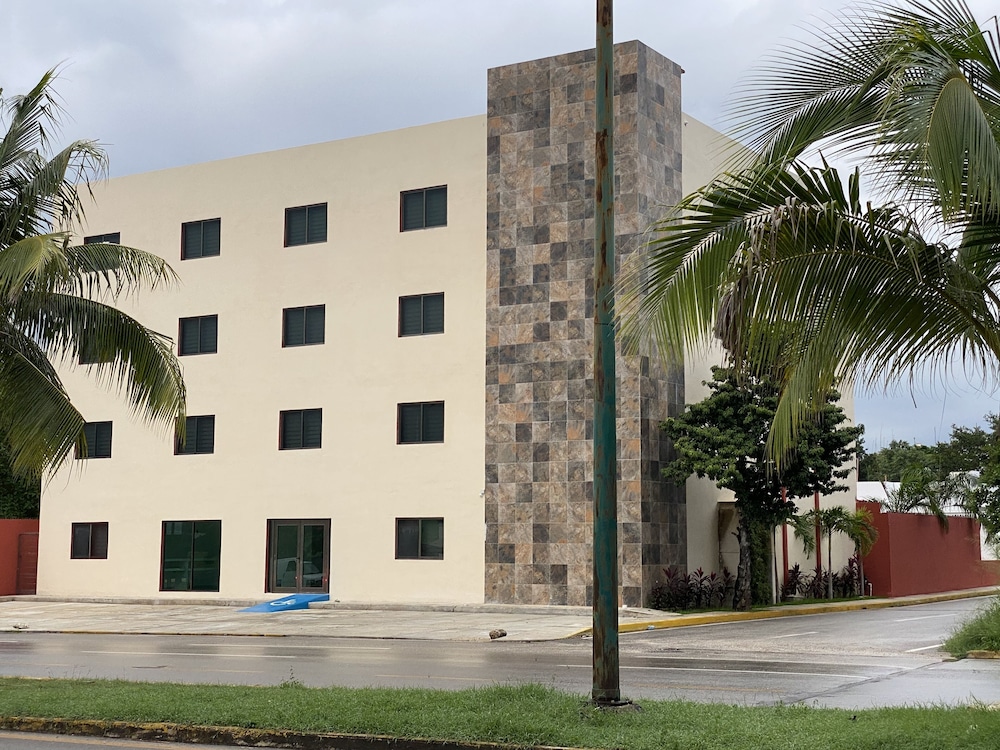 Hotel Ambra by Kavia in PLAYA DEL CARMEN