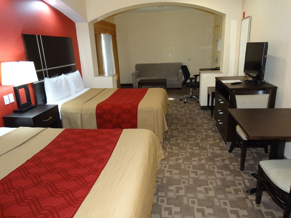 Regency Inn & Suites Baytown 22/62