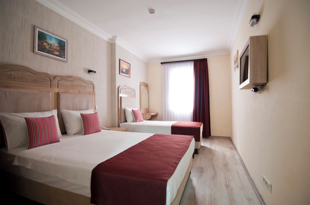 Artefes Hotel 27/70