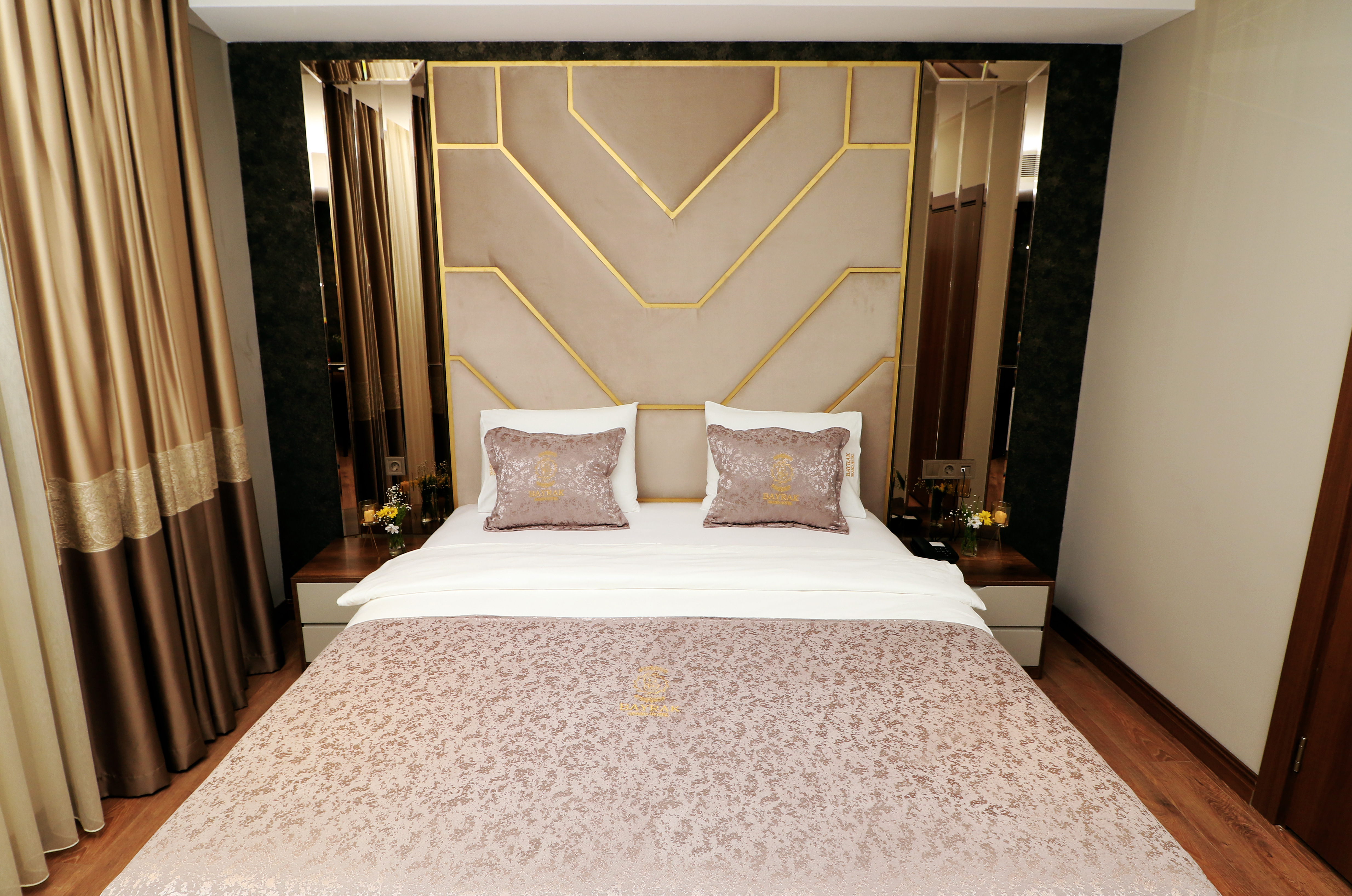 Bayrak Grand Hotel 15/50