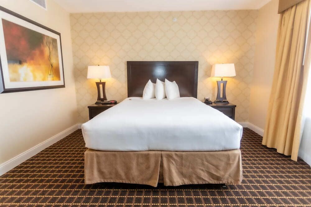 American Hotel 21/44