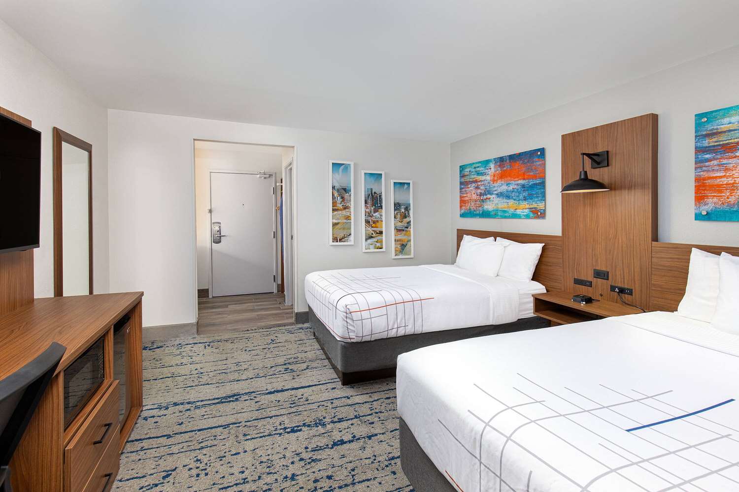 La Quinta Inn & Suites by Wyndham Nashville Airport 17/63