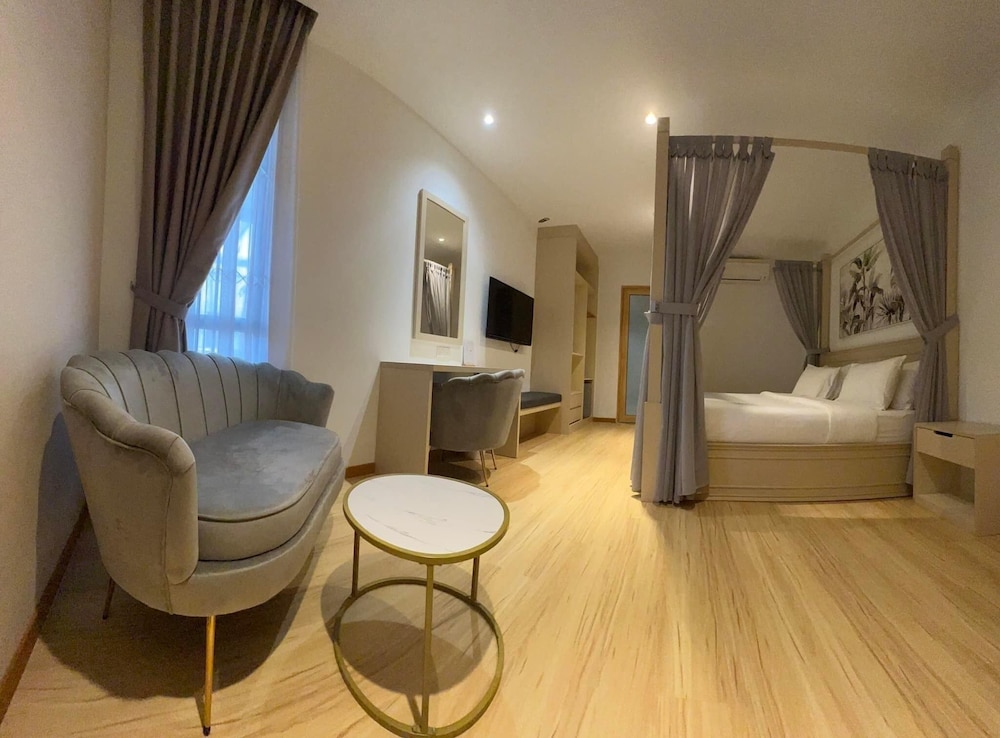 MIYABI HOTEL PERMAS 30/50