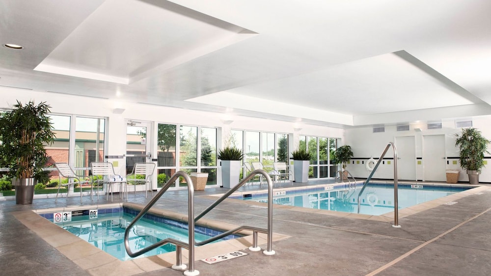 Fairfield by Marriott Inn & Suites Des Moines Airport 37/40