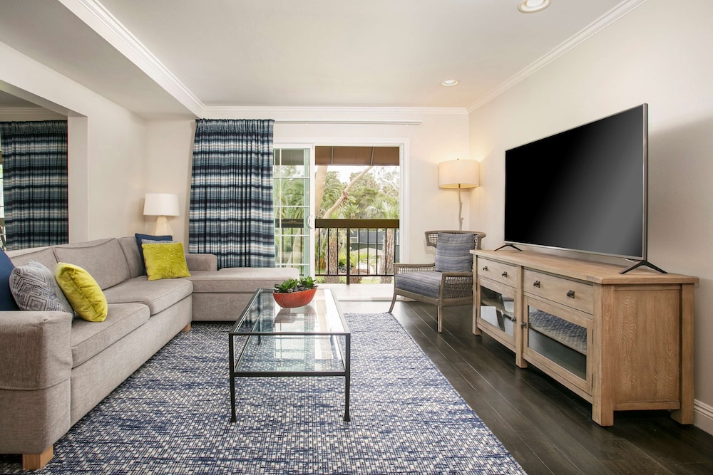 Hyatt Regency Newport Beach Hotel 50/75