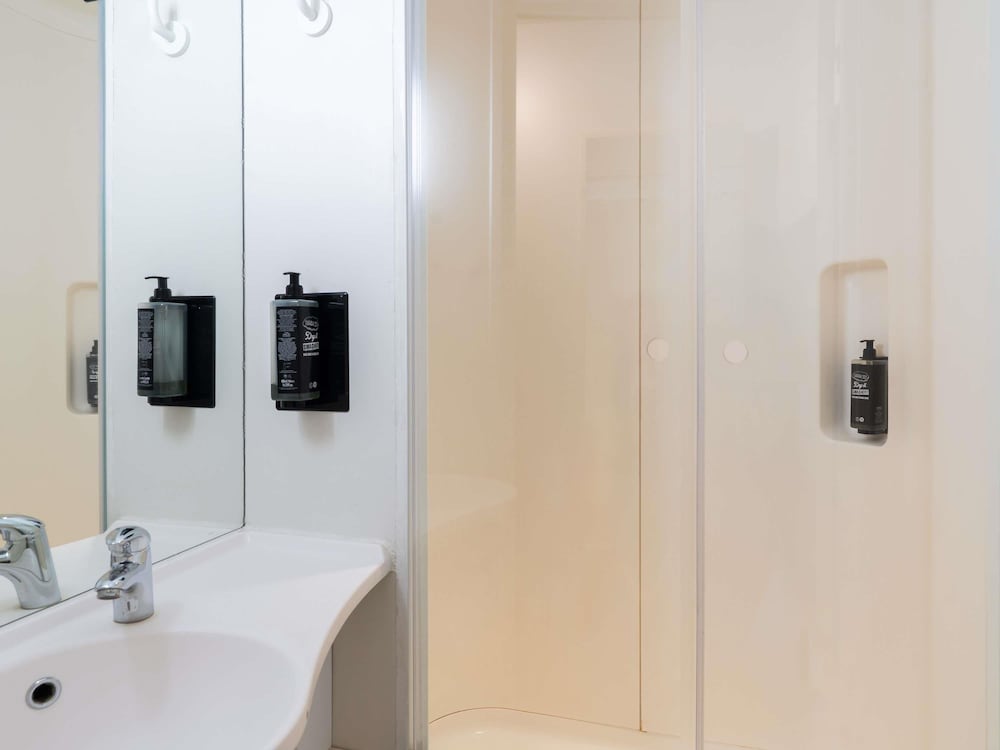 Ibis Budget Villemomble 52/52