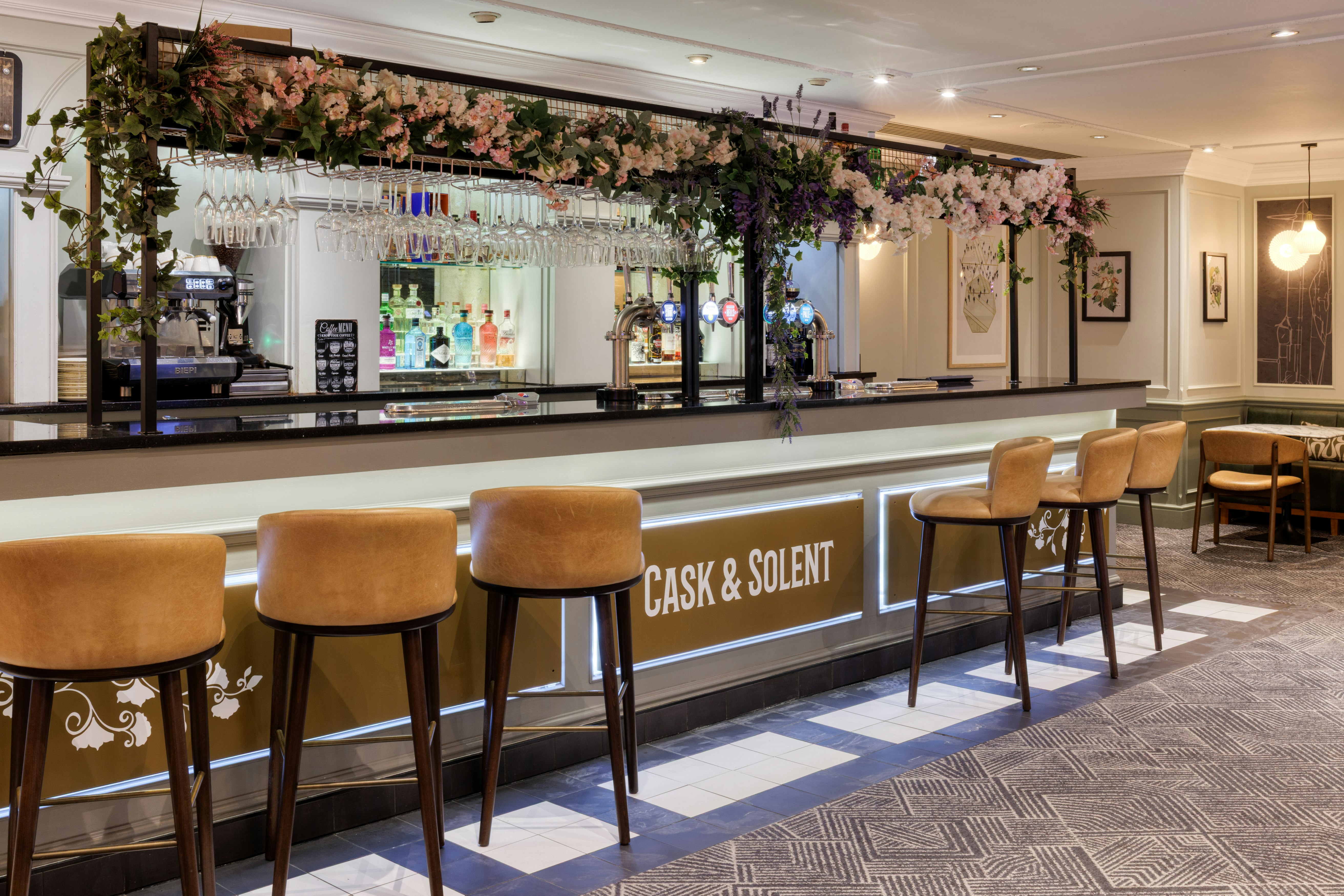 DOUBLETREE BY HILTON SOUTHAMPTON 56/93