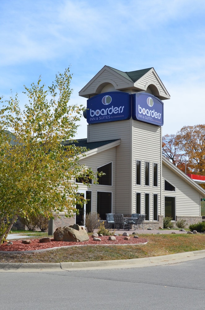 Boarders Inn & Suites by Cobblestone Hotels - Fayette 1/50