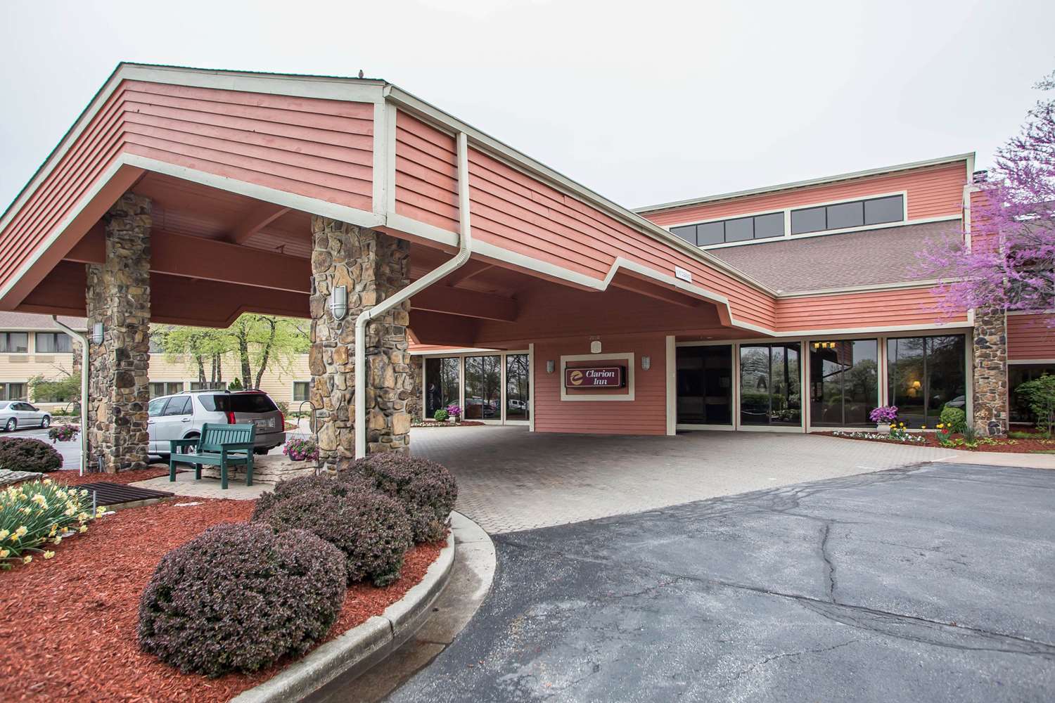 Clarion Inn Merrillville, IN 16/18