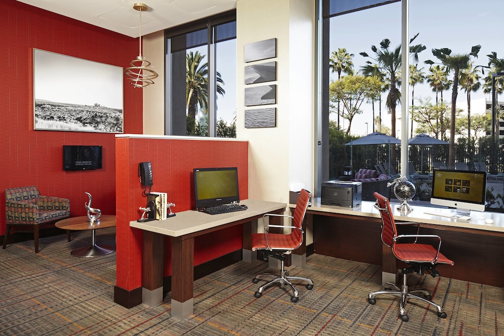 Residence Inn by Marriott Los Angeles LAX/Century Boulevard 45/51
