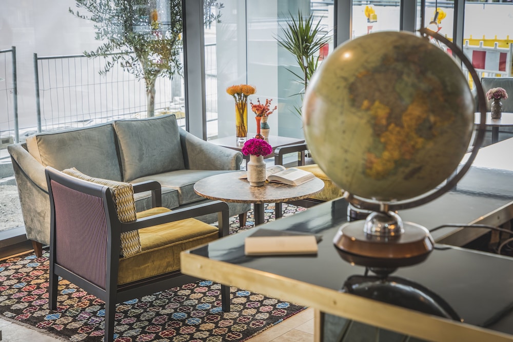 HENRI Hotel Dusseldorf Downtown 44/56