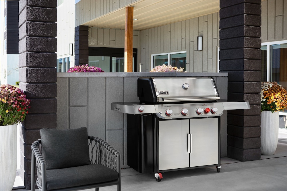 TownePlace Suites Iron Mountain 4/22