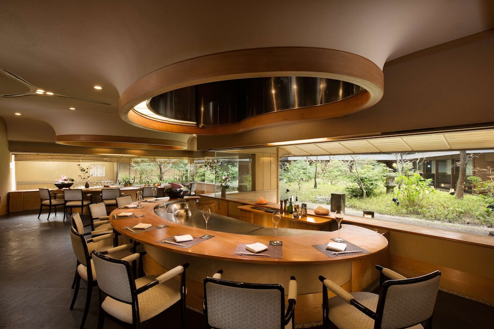 Restaurant-cafeteria