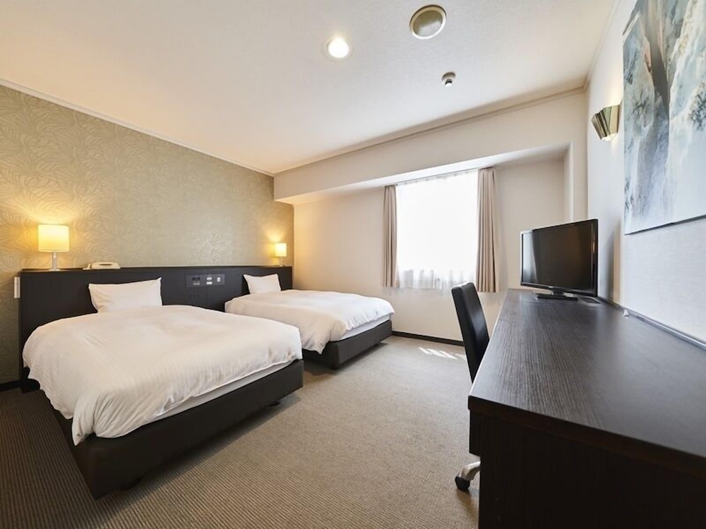 ROOM, TWIN BEDS