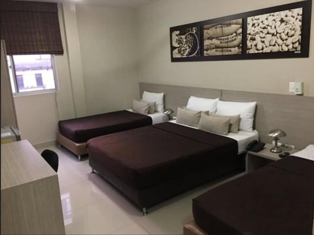 Hotel Condina 10/26