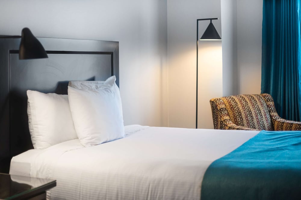 Ramada By Wyndham Surrey/Langley 15/47
