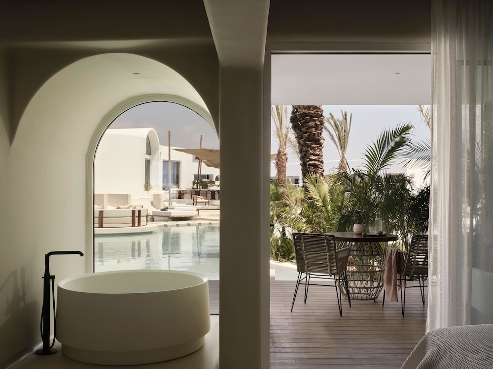 AYA Resort 34/60