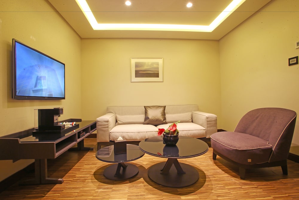 Lancaster Plaza Beirut 42/60