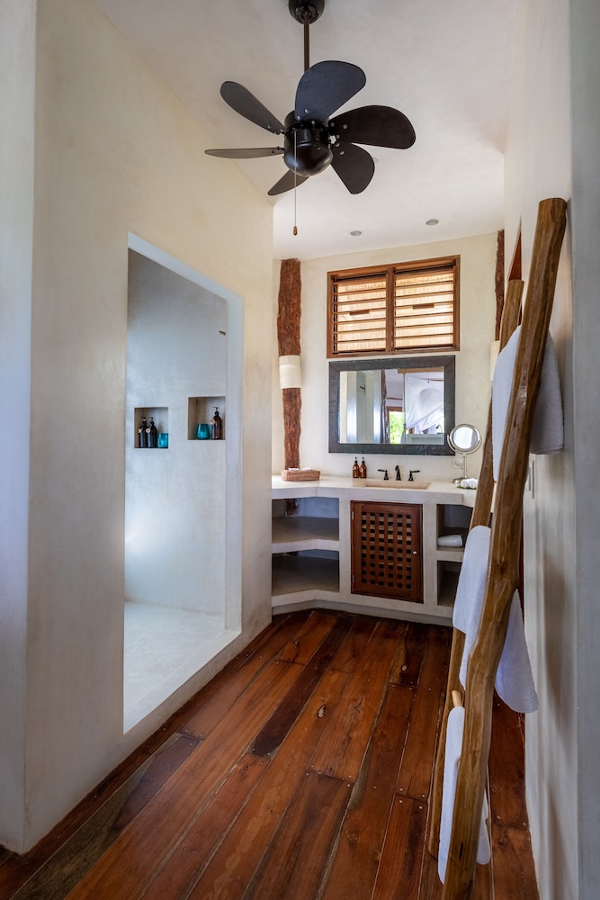 Encantada Tulum 41/50