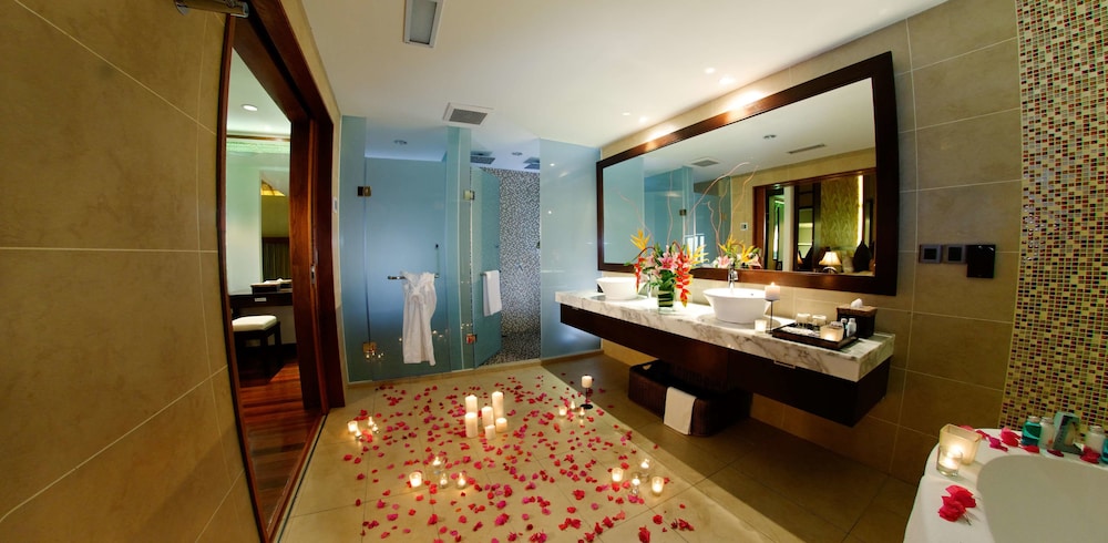 Gayana Marine Resort 14/71