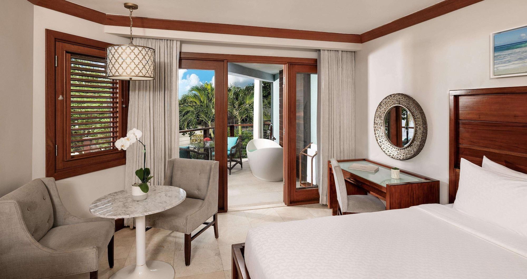 Grand, Tranquility, Luxury, Beach Front, Balcony, Bathtub, Club Floor، Sandals Negril - Adults Only 2/3
