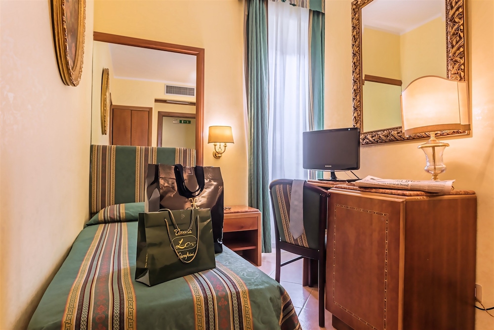 Lobby at Raeli Hotel Lazio, ROME