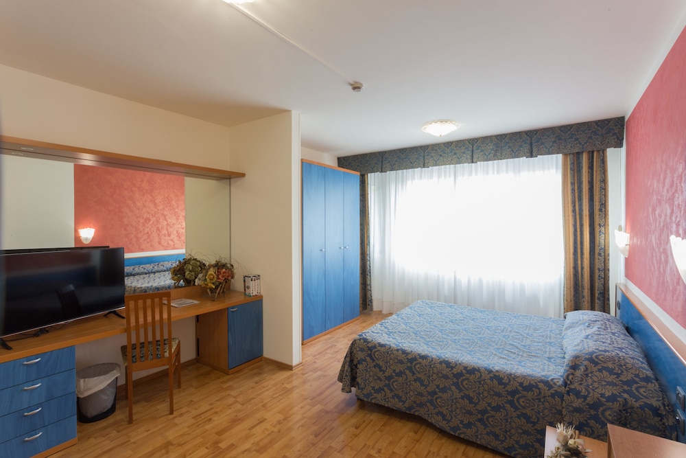 Airmotel 10/49