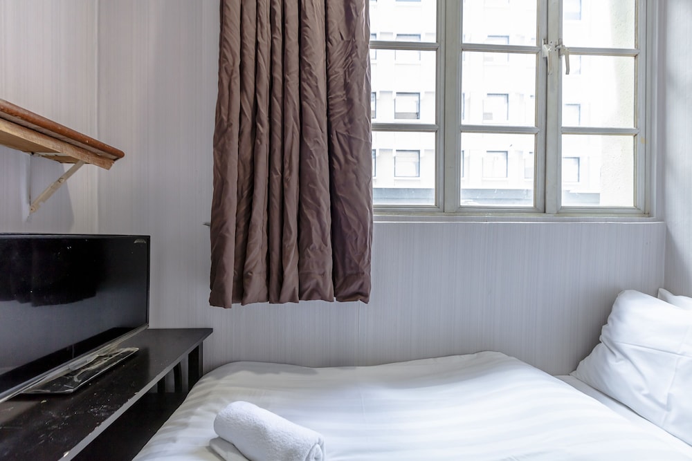 K Hotel 14 21/48