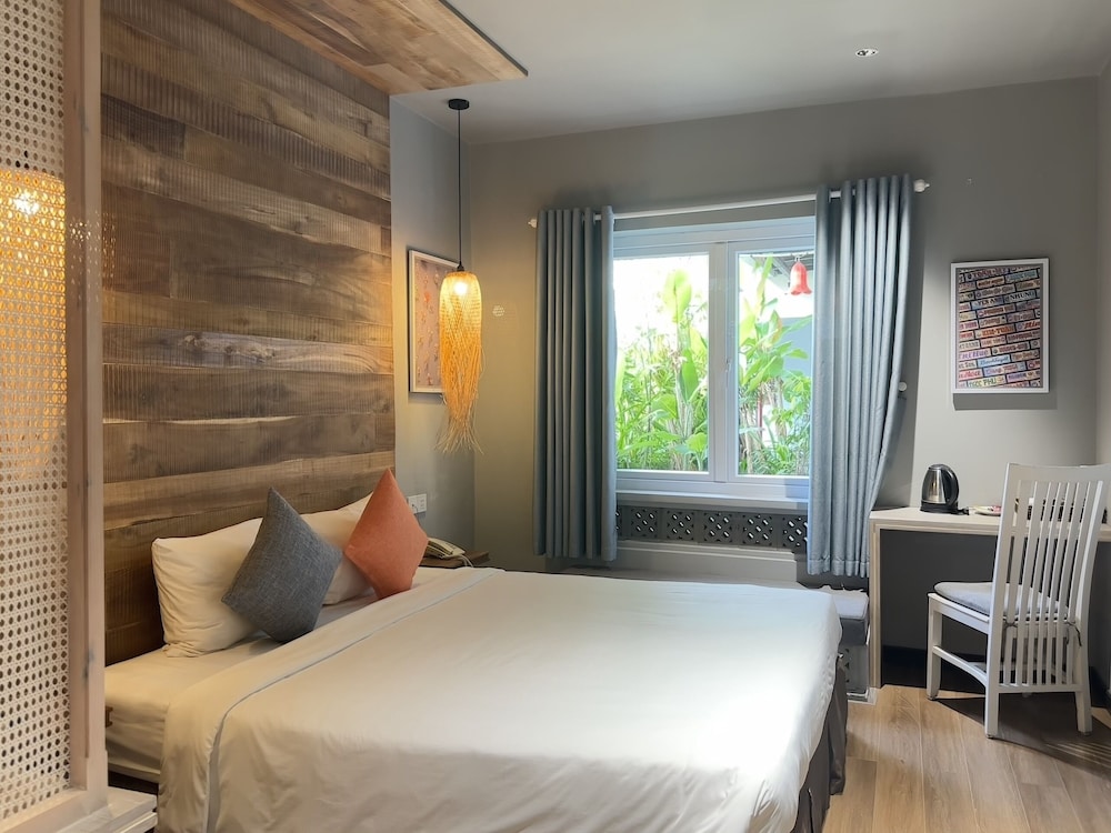 COMFORT, DOUBLE BED, GARDEN VIEW